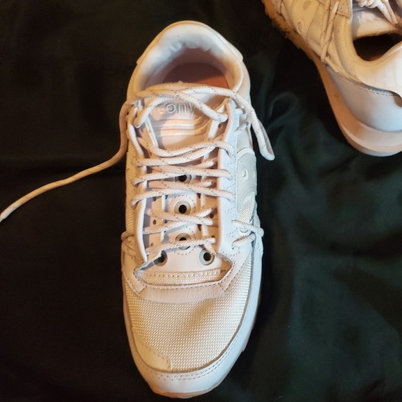 Saucony Jazz DST Unisex size 9,  Reflective Athletic Low Top Shoes S70528-1 - Picture 2 of 6